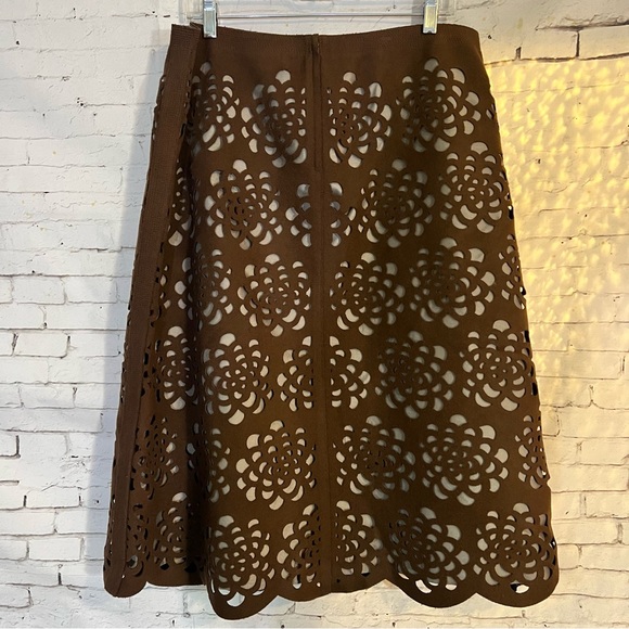 Charles Nolan Wool Blend Laser Cut Floral Perforated Midi Skirt Size 14 EUC - Picture 2 of 10